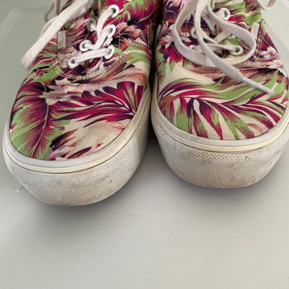 Vans tropical shoes Size 9.5 Classic‎ Lace Up Hibiscus Palm Leaves Purple Pink - Picture 9 of 11